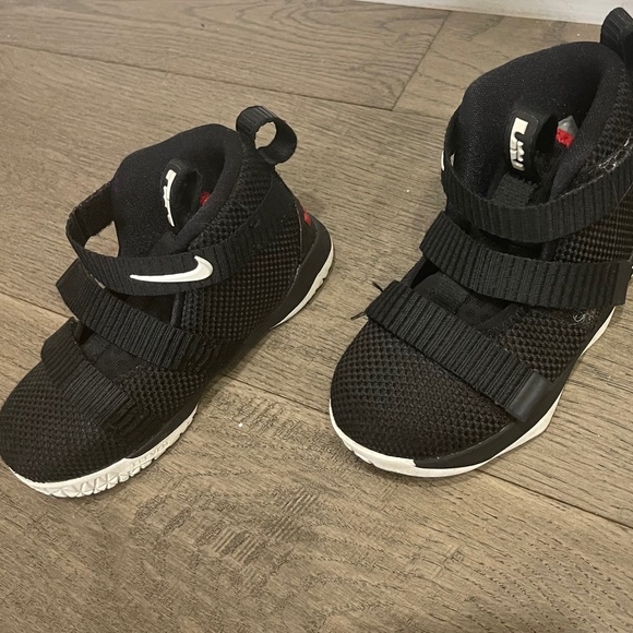 Lebron - Picture 1 of 3